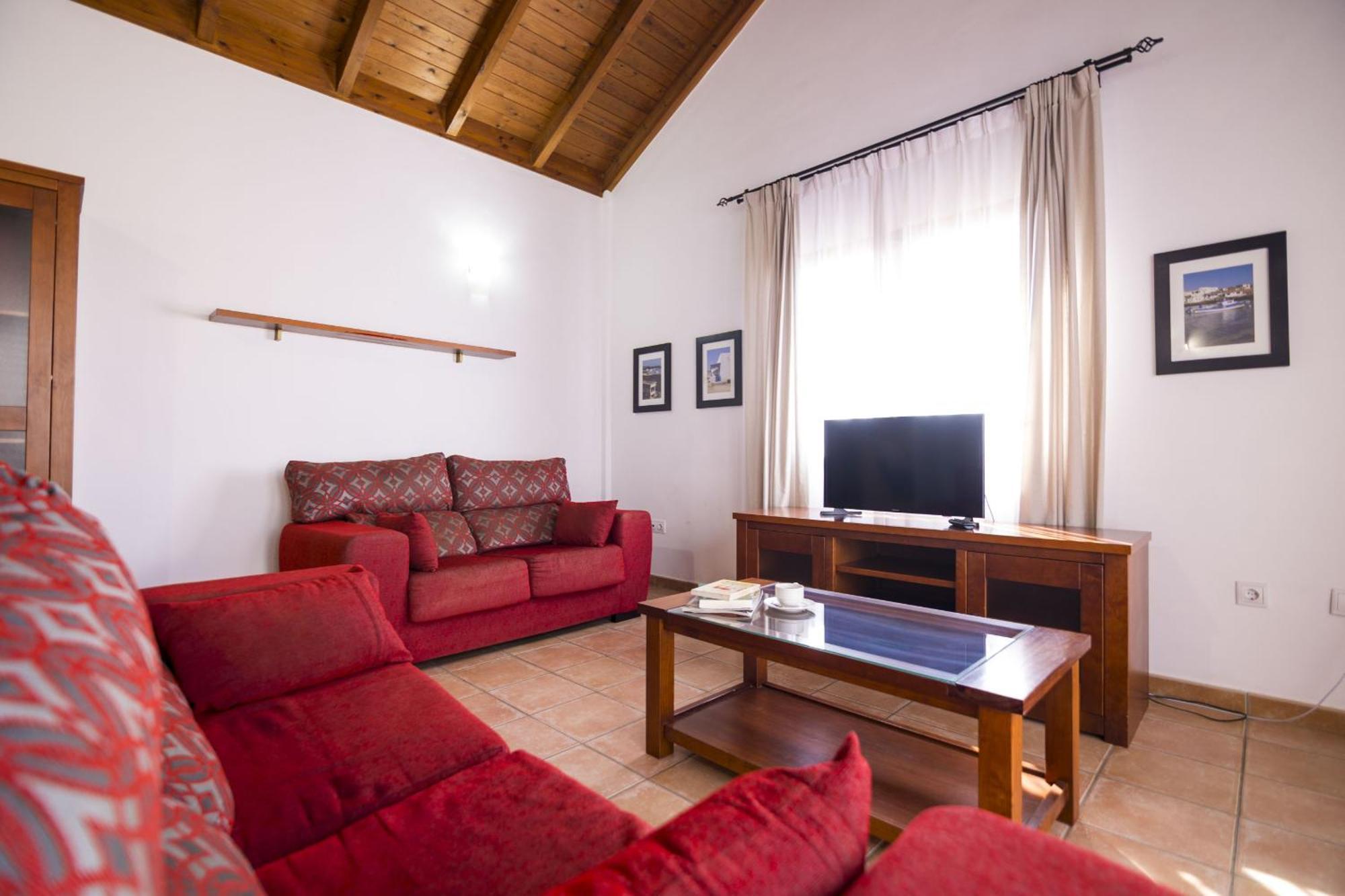 Apartment & Tao Mazo