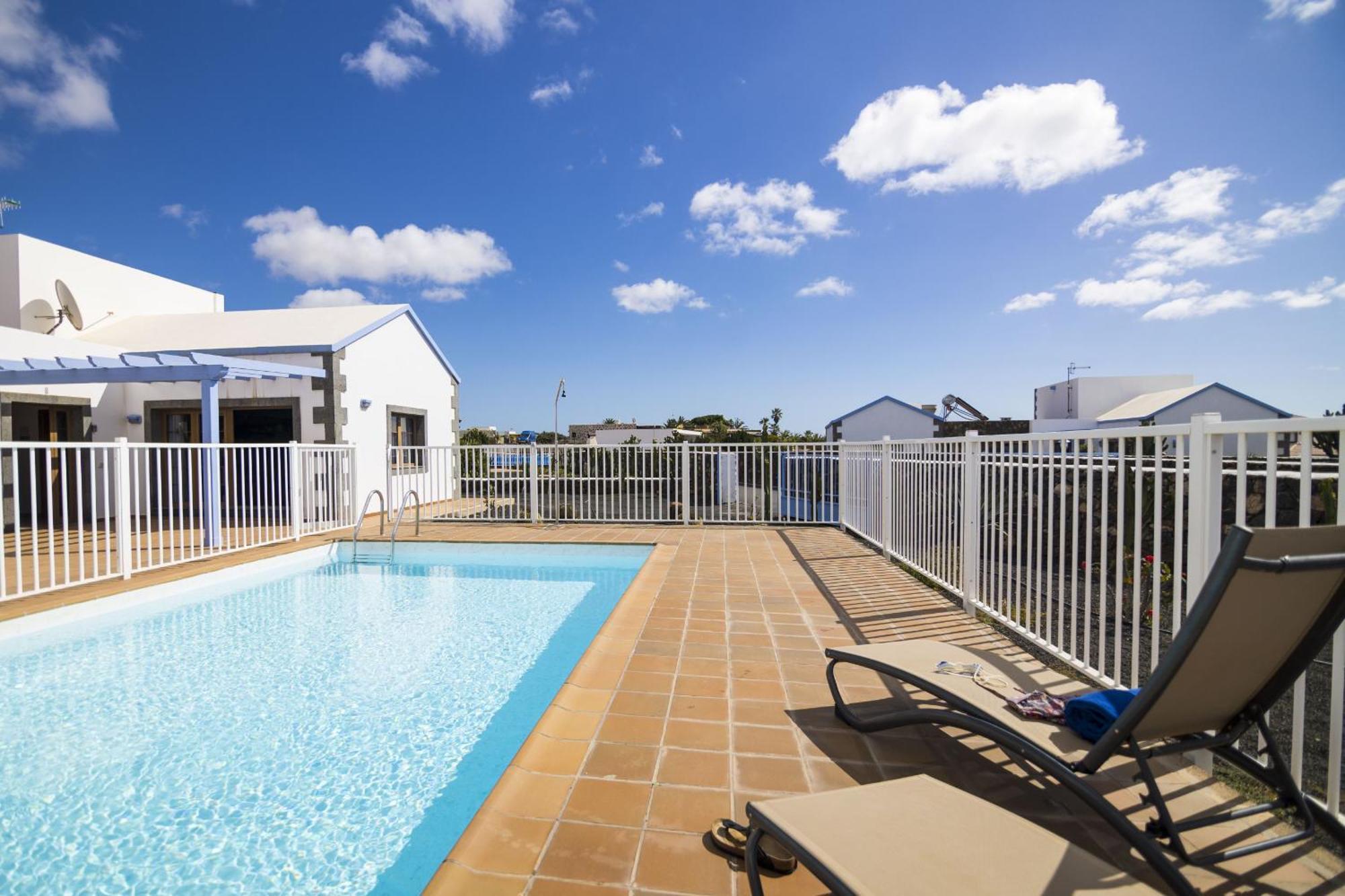 Apartment & Tao Mazo